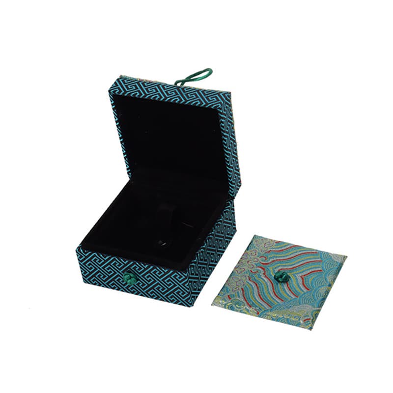 MAMADESHOUHU Necklaces Pale Greenish White Jade Women's