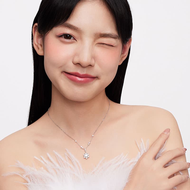 KADER S925 Серебряные ожерелья женские серебристо-белые в подарочной упаковке