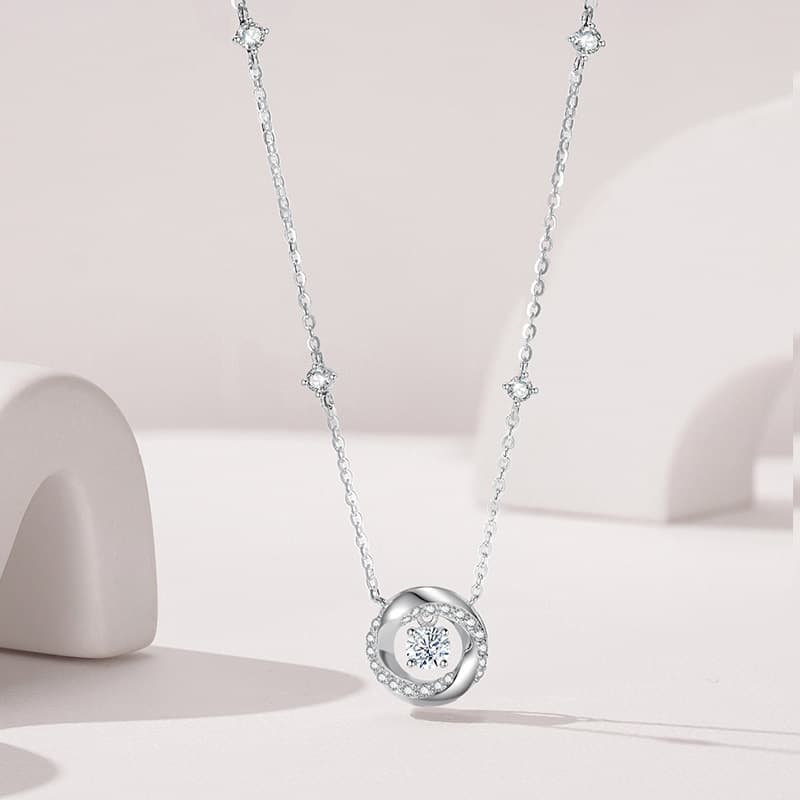 CHOW TAI SENG S925 Серебряные ожерелья женские