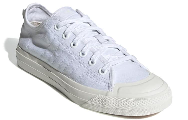 Adidas Nizza RF «Тройной белый»