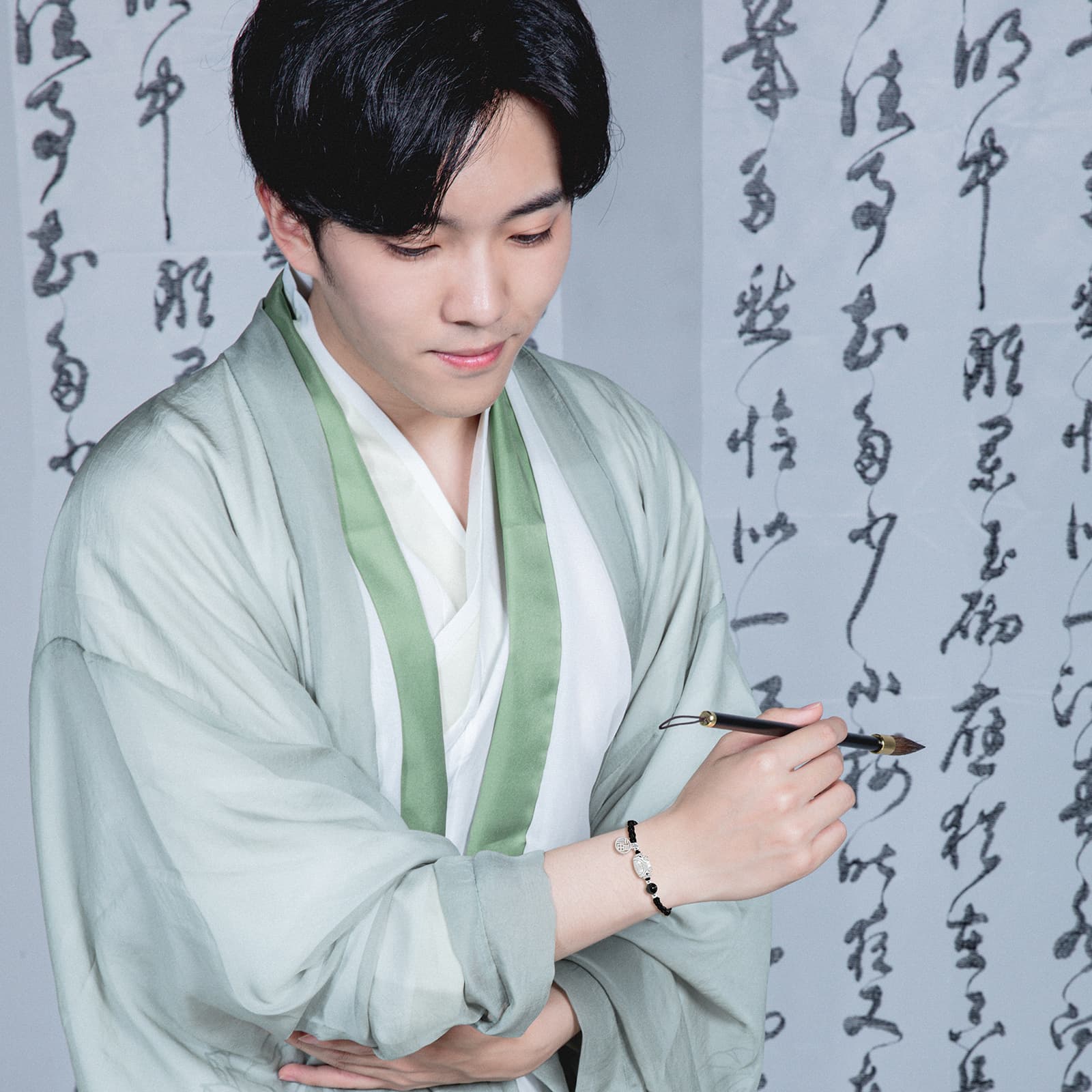 Браслеты из сплава Jodie&Kevin унисекс