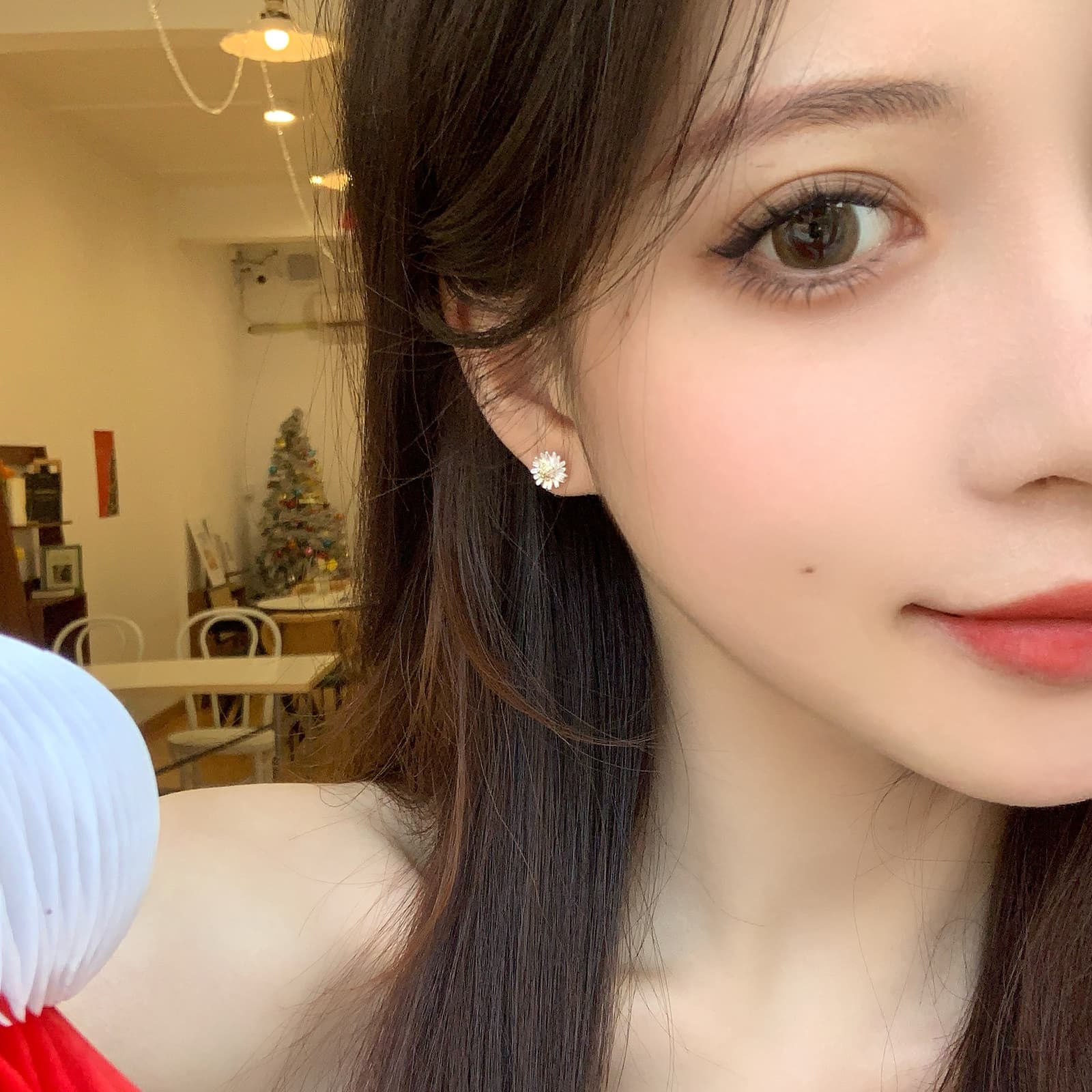 Женские серьги-гвоздики ERROR из сплава