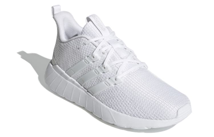 Adidas Questar Flow «Тройной белый»