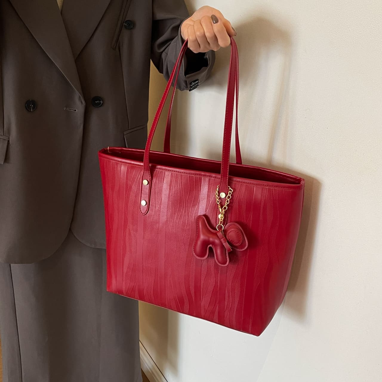 PINK·LAND Большая сумка для невесты из искусственной кожи, сумка через плечо Женская: Красный Черный/Хаки/Кофейный