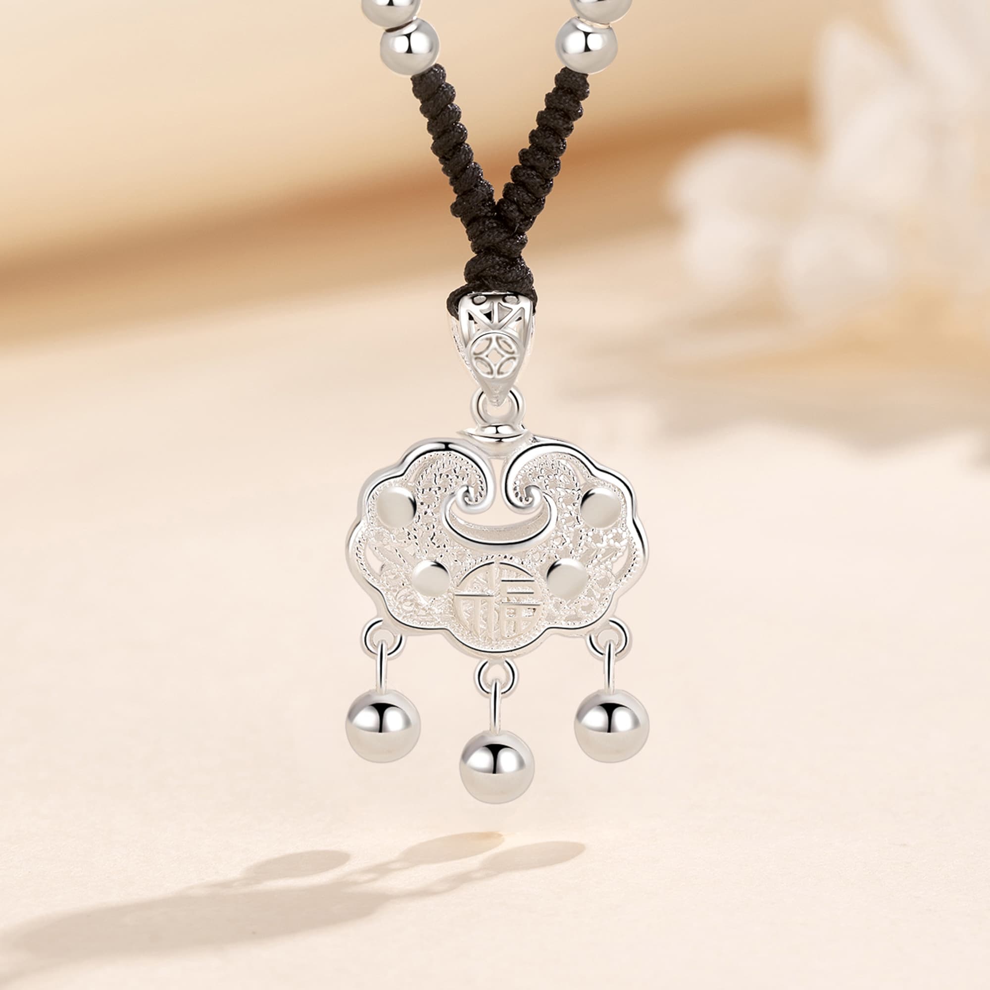 Lao Feng Xiang S990 Серебряные ожерелья унисекс