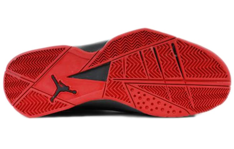 Jordan True Flight Черный/Тренировочный Красный Металлик Серебристый