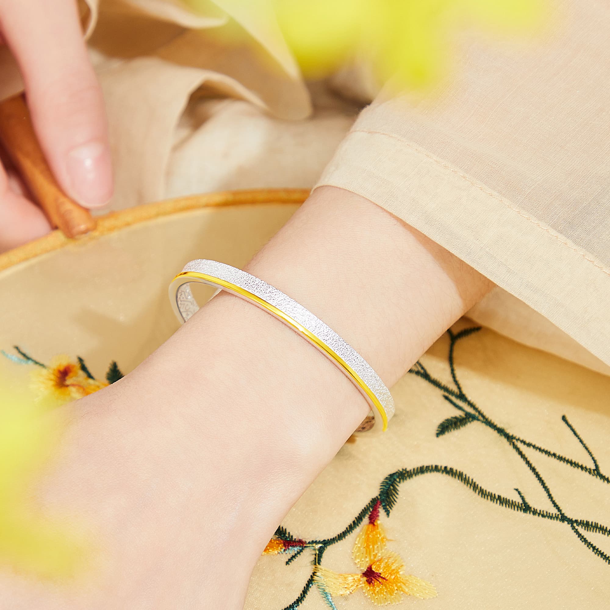 Женские браслеты Lao Feng Xiang из стерлингового серебра 999 пробы