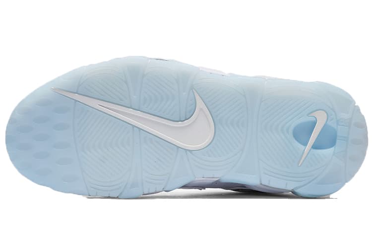 Женские кроссовки Nike Air More Uptempo Chrome белого цвета