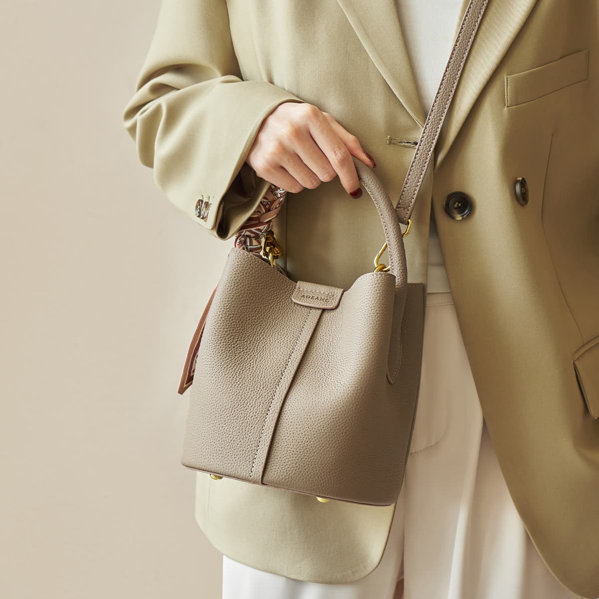 AOKANG Сумка через плечо из коровьей кожи, сумка через плечо, маленькая женская сумочка, разноцветная