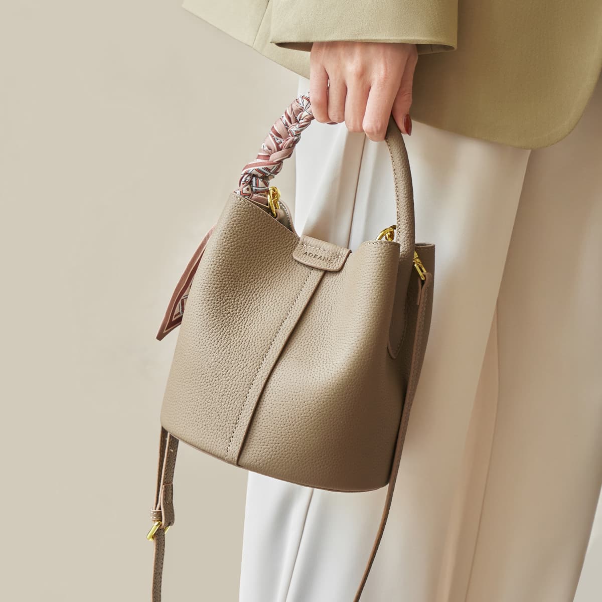 AOKANG Сумка через плечо из коровьей кожи, сумка через плечо, маленькая женская сумочка, разноцветная